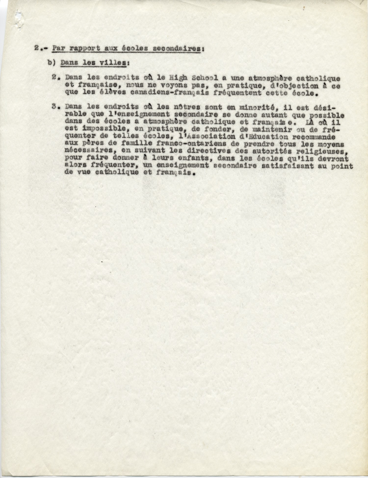 Reproduction de la deuxième page des Conclusions du mémoire des conseillers pédagogiques de l’Association canadienne-française d’éducation d’Ontario adoptés le 24 mai 1945 par les conseillers pédagogiques du ministère de l’Éducation de l’Ontario et le Comité exécutif de l’Association canadienne-française d’éducation d’Ontario, 1945.