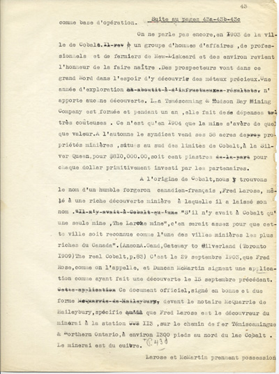 Reproduction de la quarante-troisi&egrave;me page du cinqui&egrave;me volume, R&eacute;gion de l’Ontario-Nord ou de Pembrooke, Mattawa, T&eacute;miscamingue, de Gestes fran&ccedil;ais en terre ontarienne, par Alonzo Gobeil, relatant les d&eacute;buts de Cobalt (Ontario), 1903-1909, 1956.