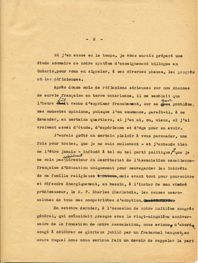 Reproduction de la deuxi&egrave;me page du texte de la conf&eacute;rence du p&egrave;re Arthur Joyal, o.m.i., directeur du secr&eacute;tariat de l’Association canadienne-fran&ccedil;aise d’&eacute;ducation d’Ontario, portant sur la participation des femmes &agrave; la r&eacute;sistance franco-ontarienne pendant le R&egrave;glement XVII, au banquet de la F&eacute;d&eacute;ration des femmes canadiennes-fran&ccedil;aises, mai 1935.