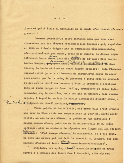 Reproduction de la septi&egrave;me page du texte de la conf&eacute;rence du p&egrave;re Arthur Joyal, o.m.i., directeur du secr&eacute;tariat de l’Association canadienne-fran&ccedil;aise d’&eacute;ducation d’Ontario, portant sur la participation des femmes &agrave; la r&eacute;sistance franco-ontarienne pendant le R&egrave;glement XVII, au banquet de la F&eacute;d&eacute;ration des femmes canadiennes-fran&ccedil;aises, mai 1935.
